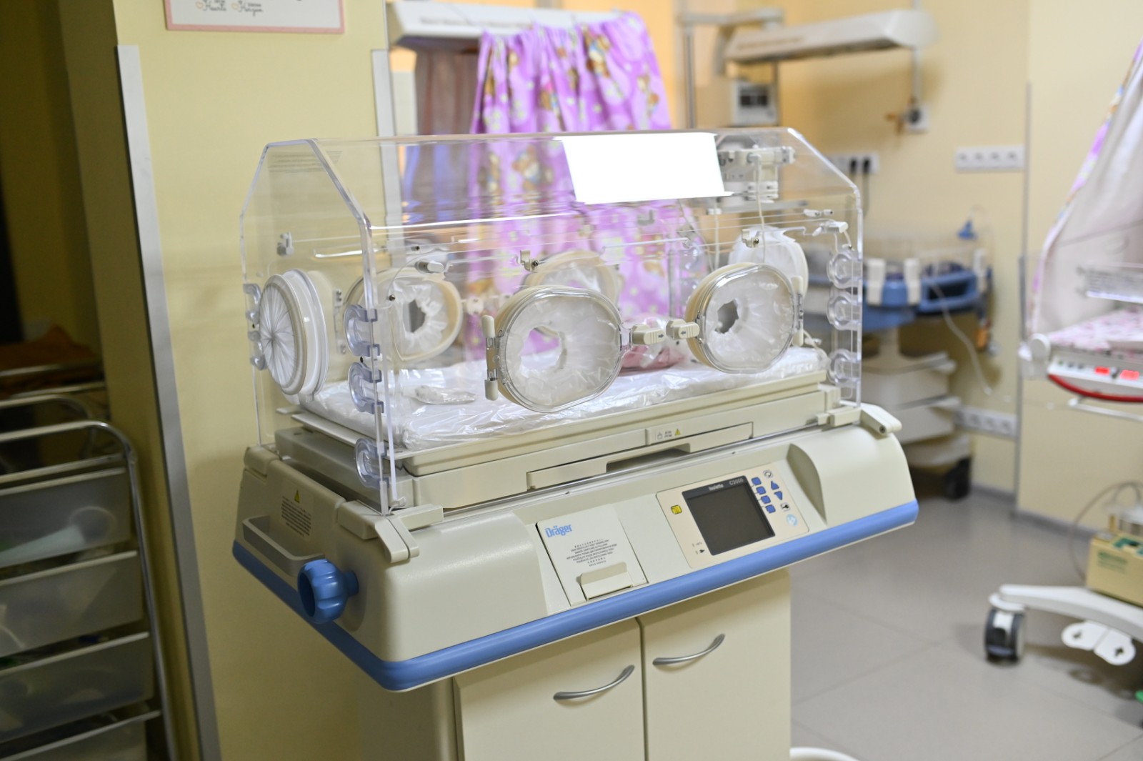 WOG передал двум медучреждениям оборудование на 3 миллиона гривен фото 2 1