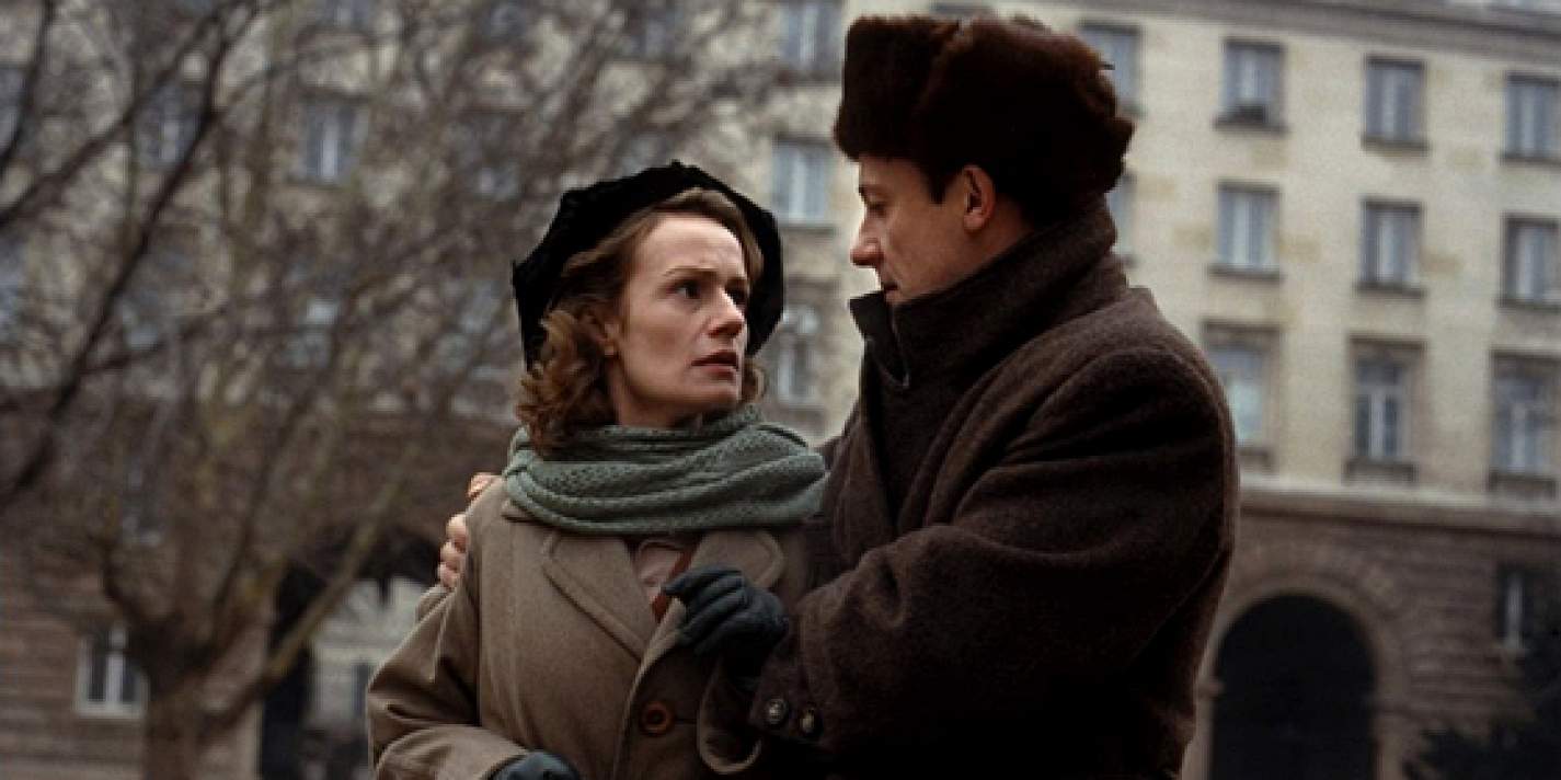 Восток-Запад - кадр из фильма.jpg (74 KB)