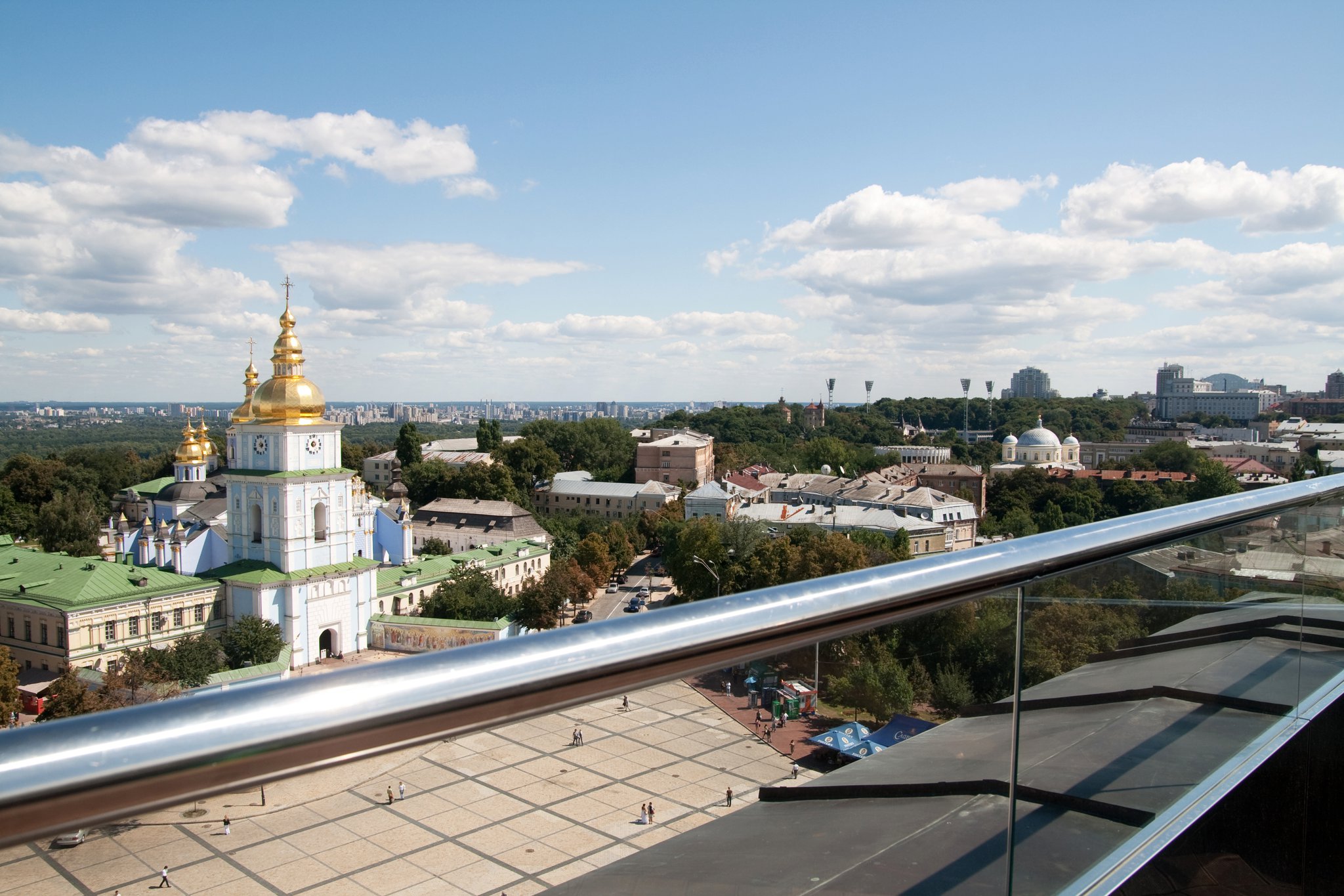 B-Hush Фото:Facebook