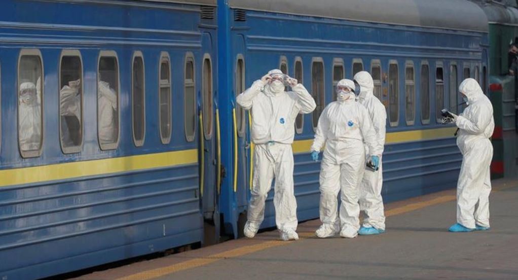 санитарная обработка поездов фото:кореспондент