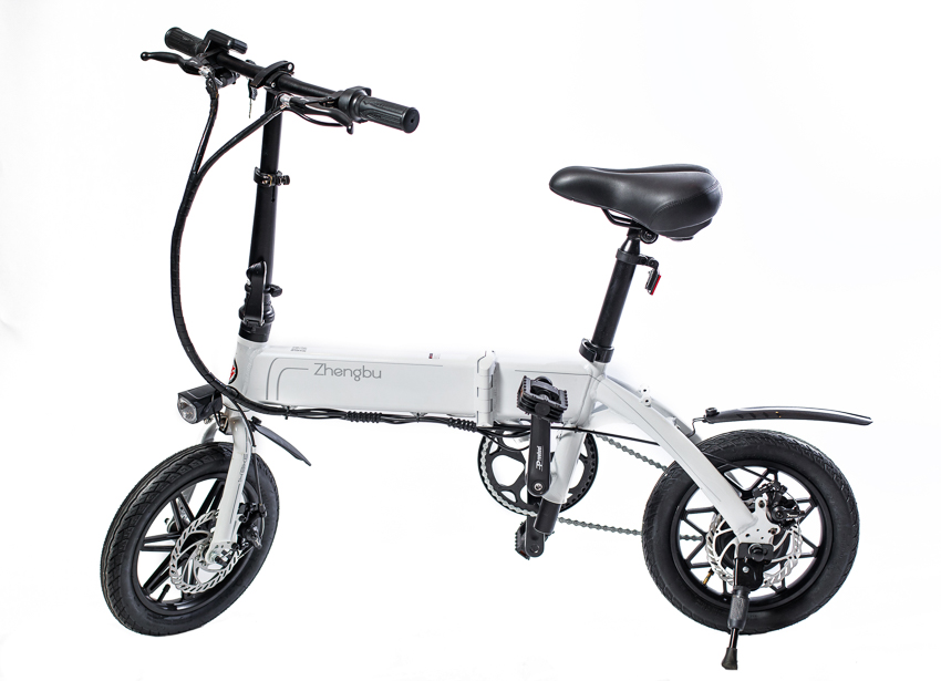 Zhengbu D6 White фото: розетка