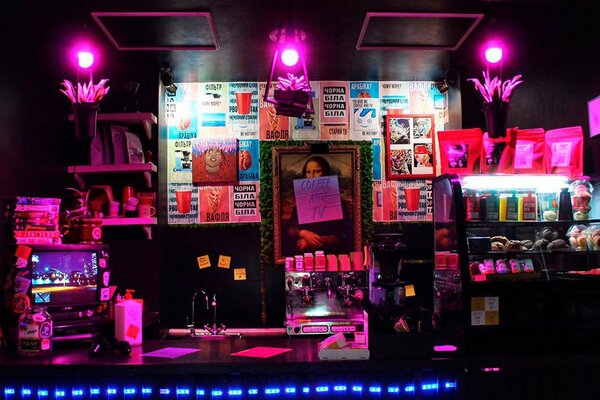 Coffee and TV. Фото: Facebook