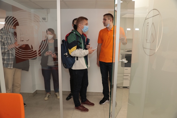 Вид из закрытого кабинета. Фото: 104.ua