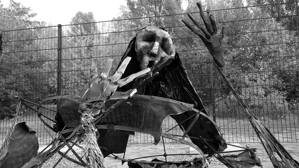 Плакальщица в чб. Фото: Иван Сотников