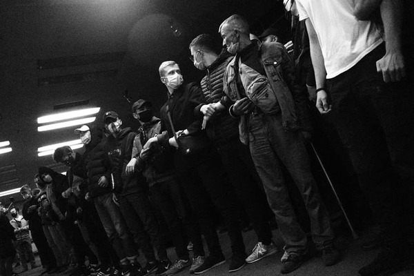 Участники срыва киносеанса. Фото: Традиции и порядок