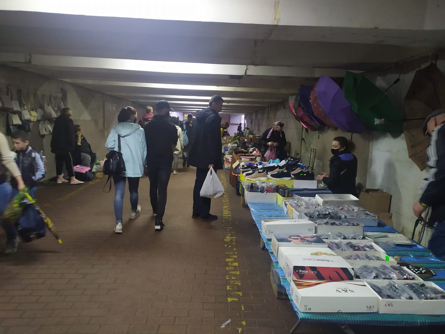 Переход возле станции метро "Харьковская". Фото: Facebook Oksana Mitnitska