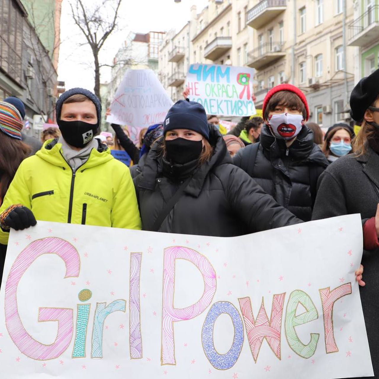 Участвовали не только женщины. Фото: facebook.com/marshzhinok