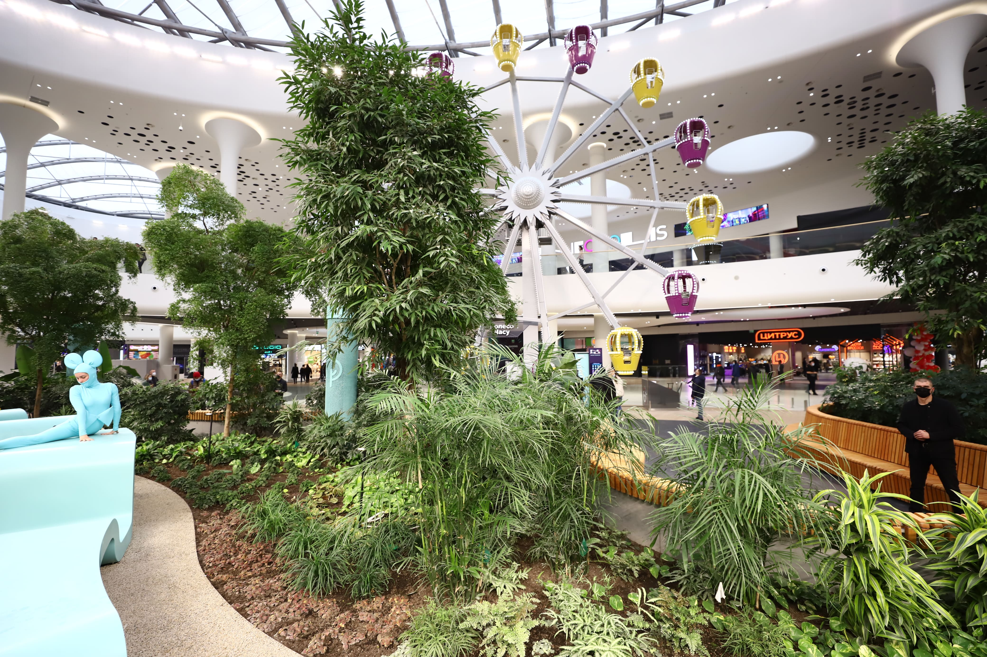 На Теремках открылся ТРЦ Respublika Park. Фото: КГГА