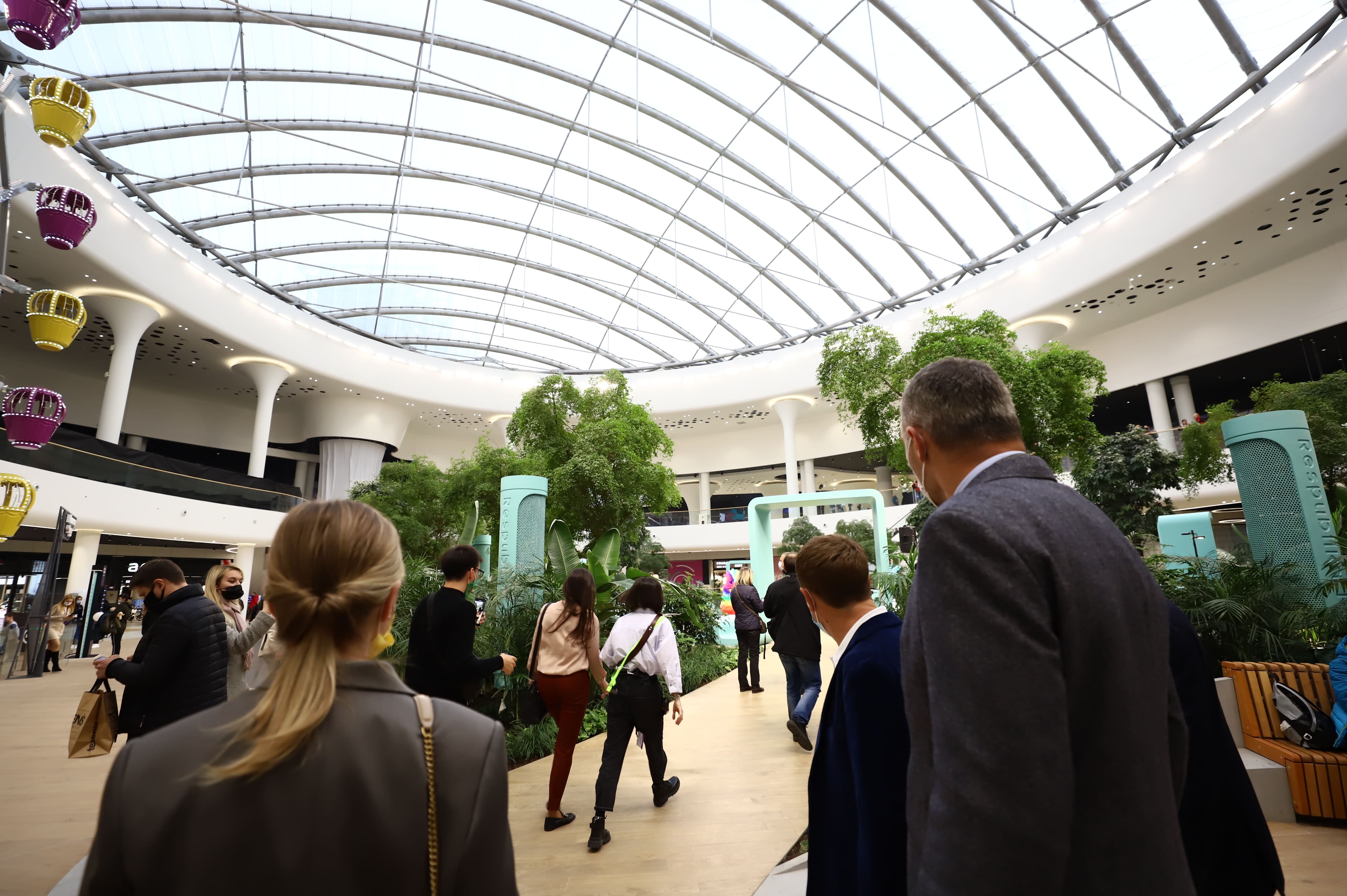 На Теремках открылся ТРЦ Respublika Park. Фото: КГГА