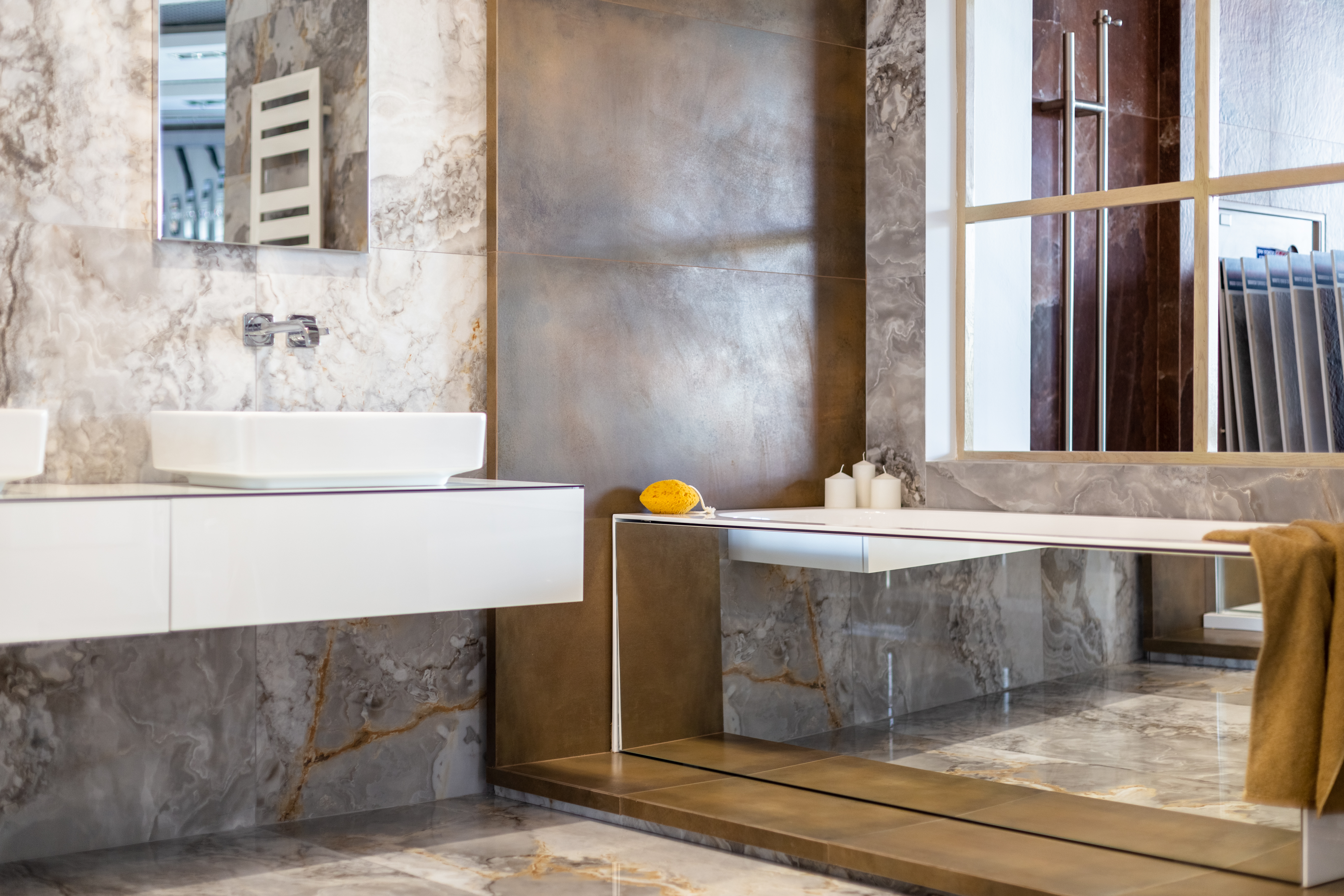 Не мінімалізмом єдиним: 5 ванних кімнат від АГРОМАТ фото