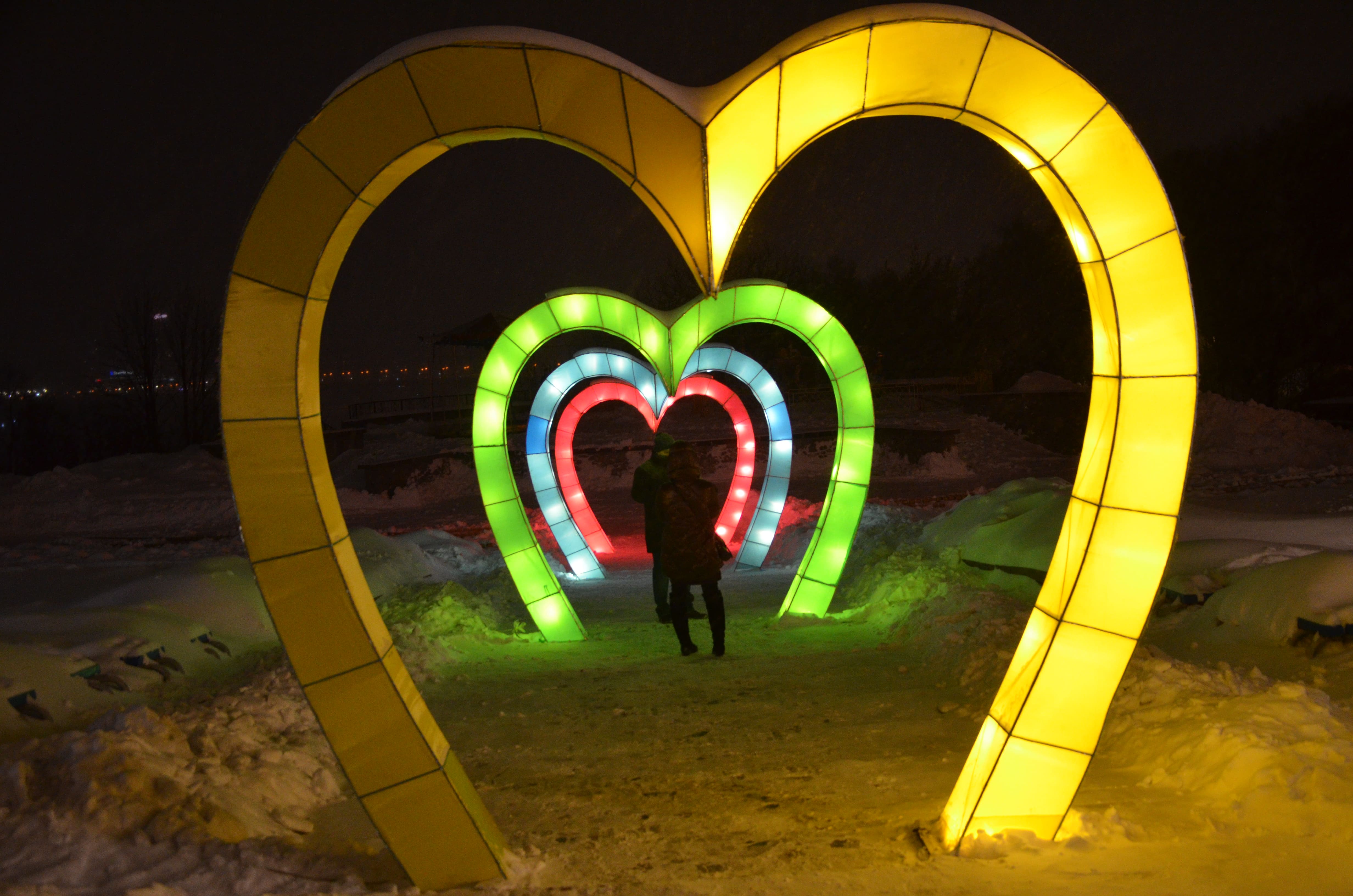 Романтики тут тоже хватает