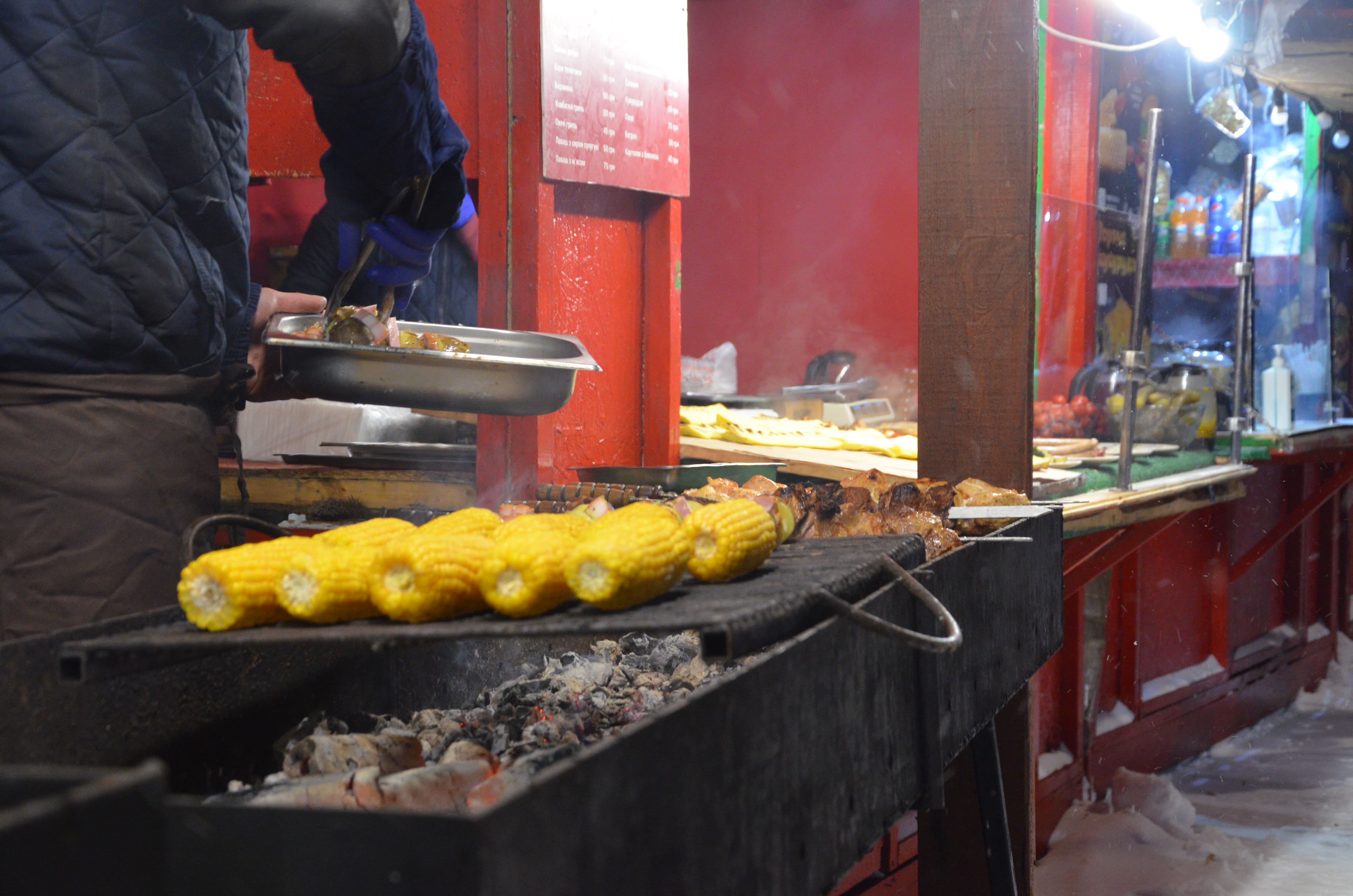 И вкуснятины тут действительно много