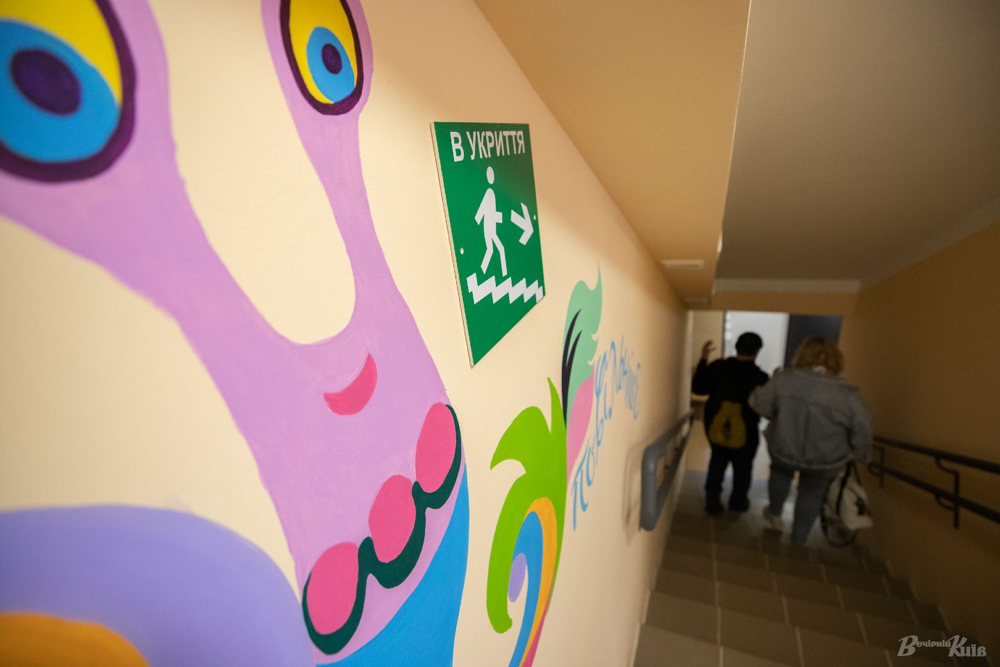 Необычное и комфортное хранилище обустроили в подвале библиотеки для детей № 115 по улице Бальзака, 28.