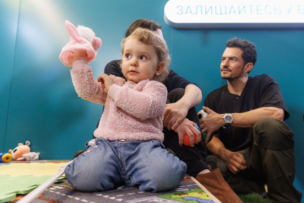 Британський актор Орландо Блум приїхав до України.