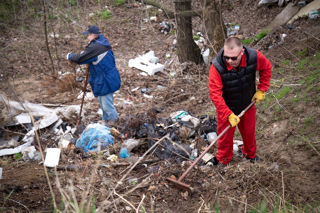 Во всех районах Киева провели толоки.