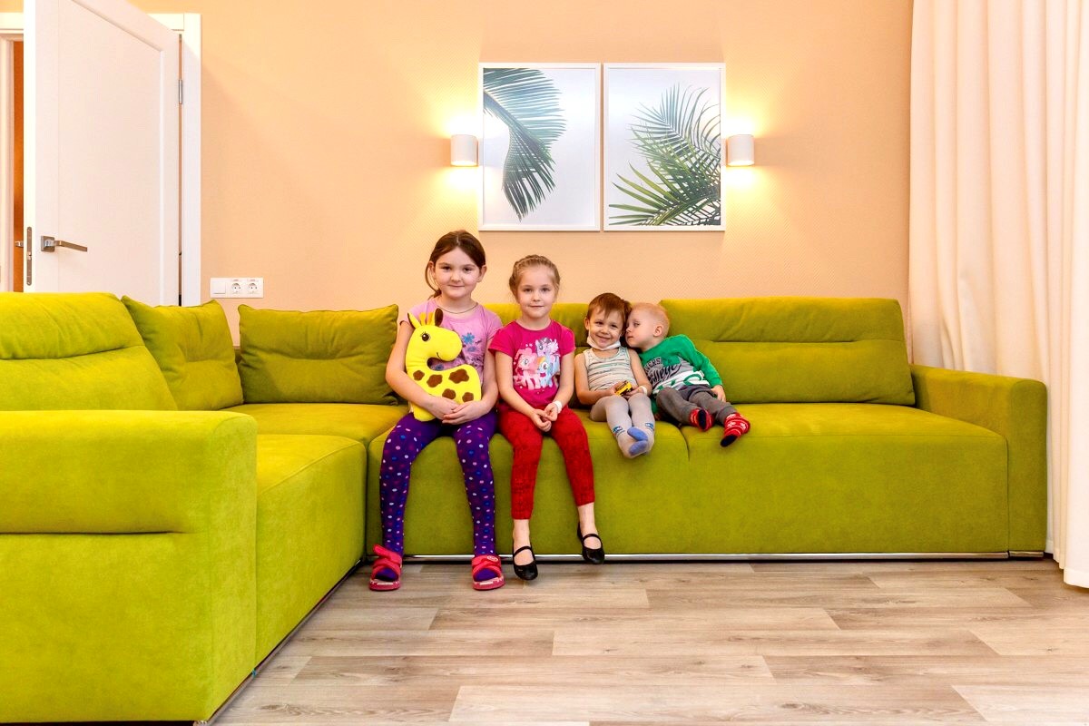 Не лише в коридорах: де в українських лікарнях можуть перебувати батьки хворих дітей фото 10 9