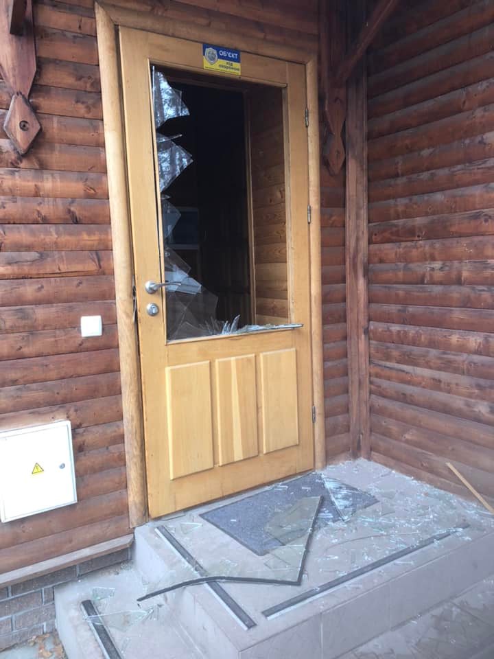 Окупанти пограбували етнографічний комплекс 