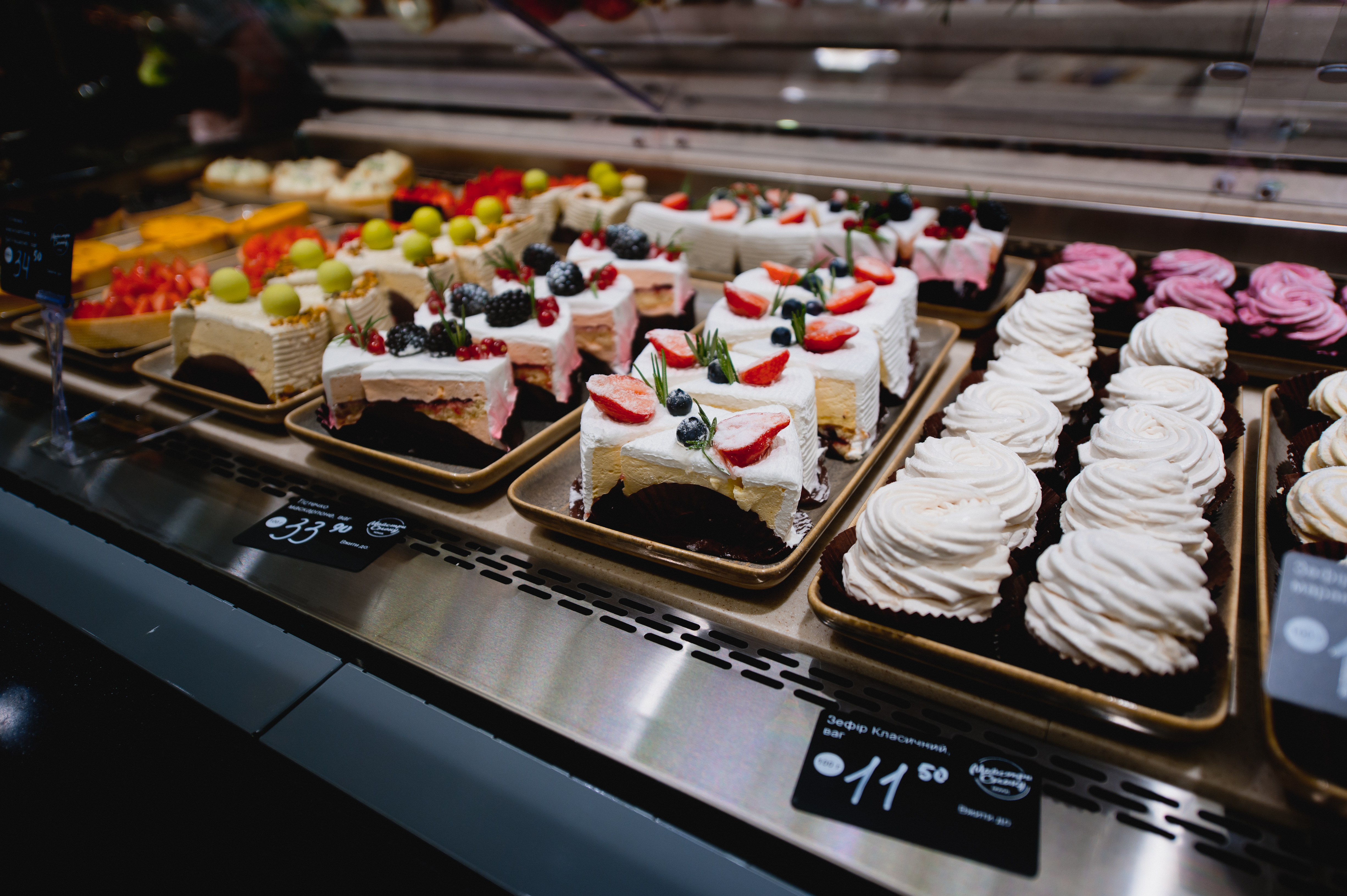 Відкриття нового флагману Novus у ТРЦ Retroville фото 6 5