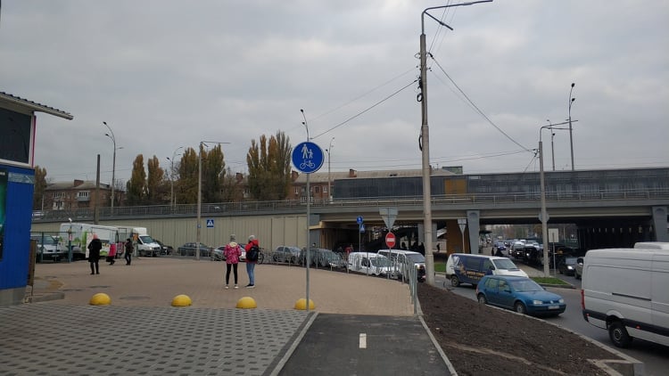 Велодорожка на Отрадном. Фото: "Киев - велосипедный город"