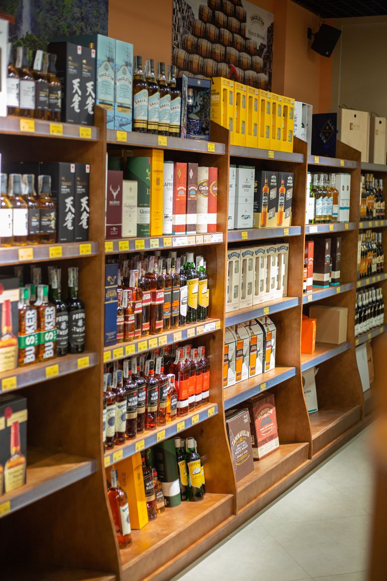 Новый магазин Wine Story открылся в Киеве на Подоле фото 2 1