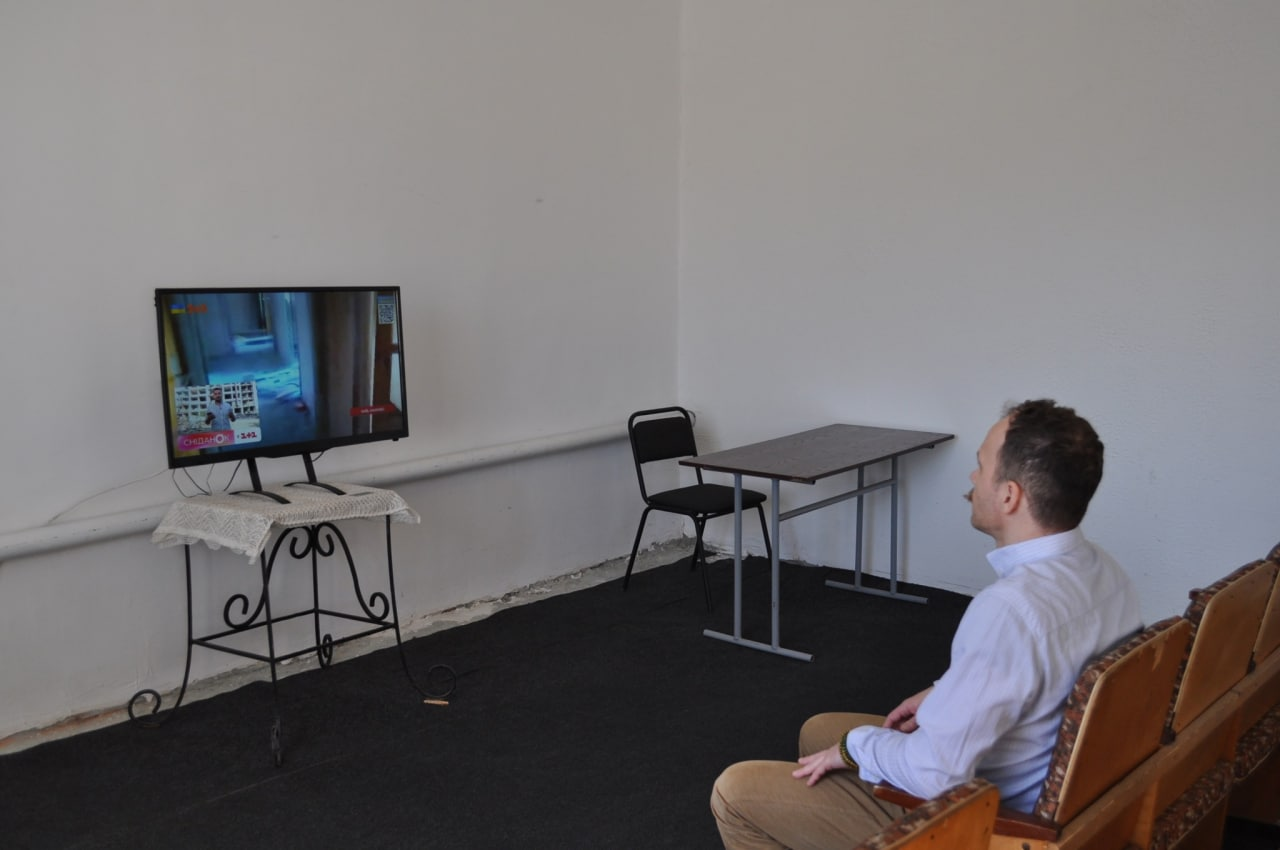 Мін'юст показав, як і де утримують військовополонених солдатів РФ.