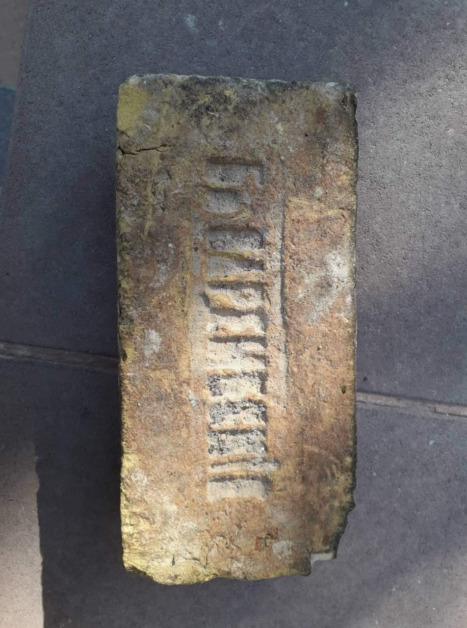 На Подолі знову намагаються незаконно демонтувати історичну будівлю.