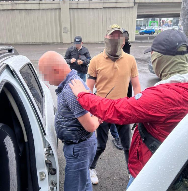 Начальника райуправления Госпродпотребслужбы Киевщины поймали на взятках.