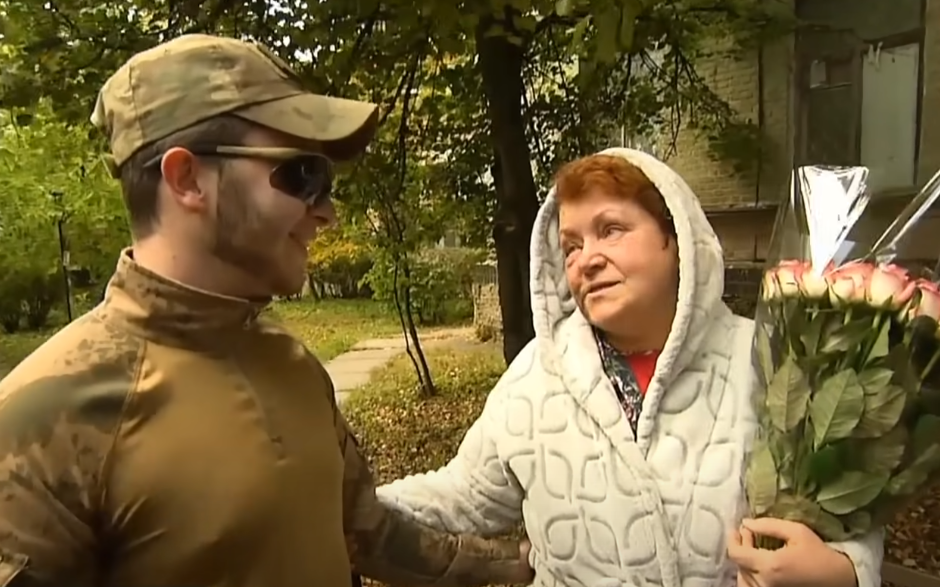 Александра и ее спаситель Александр.