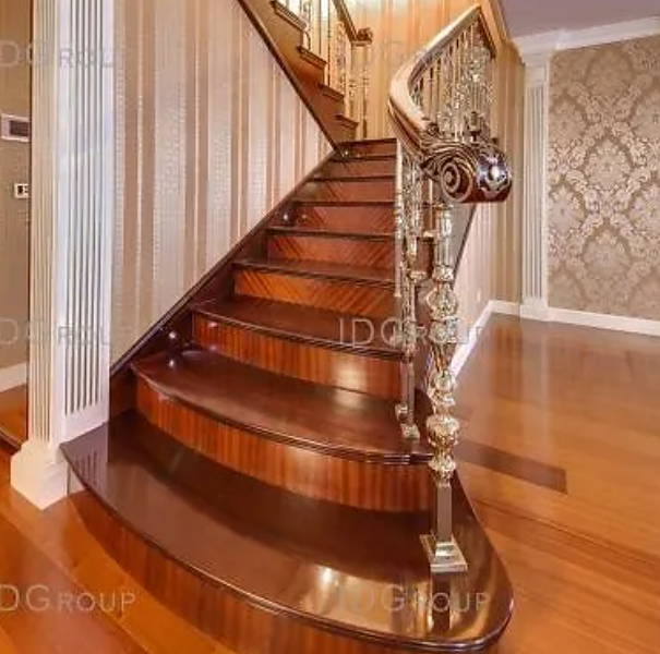 В Киеве продают 10-комнатный пентхаус за 5 миллионов долларов.