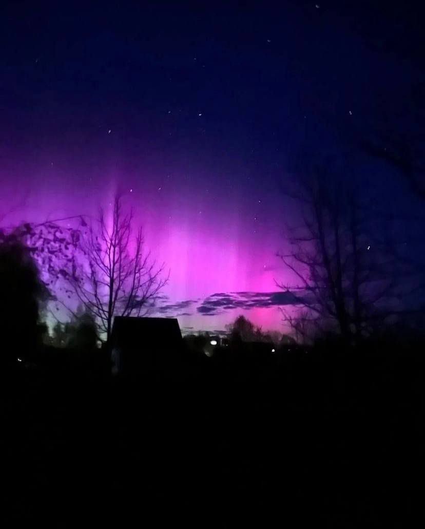 Северное сияние в небе над Украиной.