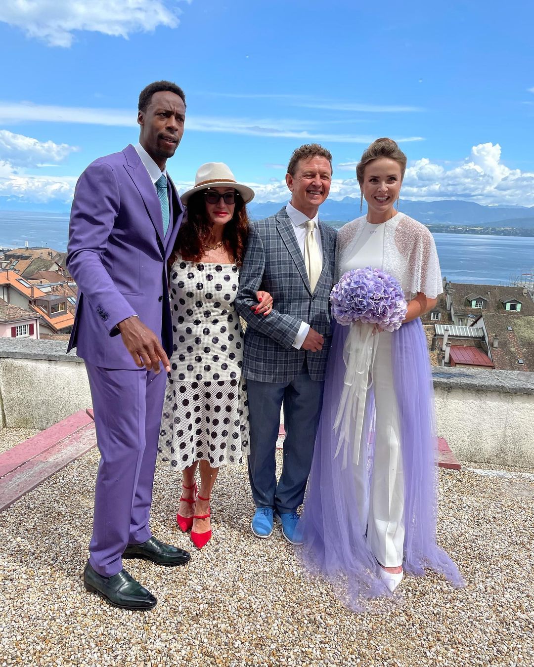 Свадьба в Швейцарии: украинская теннисистка Элина Свитолина вышла замуж за Гаэля Монфиса фото 7 6