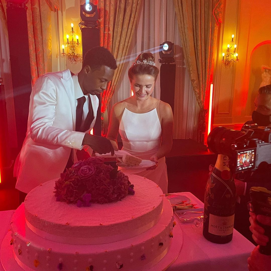 Свадьба в Швейцарии: украинская теннисистка Элина Свитолина вышла замуж за Гаэля Монфиса фото 4 3