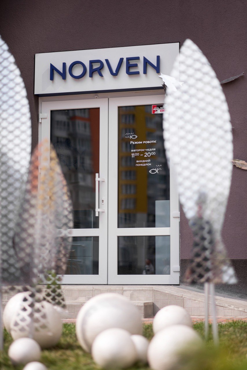 У Києві в чотирьох районах відкрилися магазини з рибою, морепродуктами та суші: адреси фото 2 1