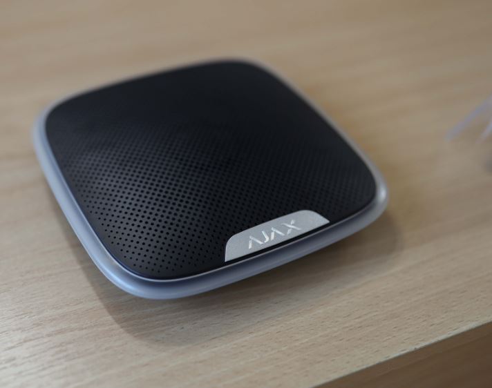 В гимназии Киева появилась новая система уведомлений о воздушной тревоге