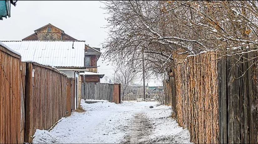 Переулок, где собаки загрызли дочь летчика-предателя