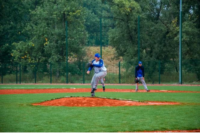 Как выглядит самый большой бейсбольный стадион Украины, открытый в Киеве