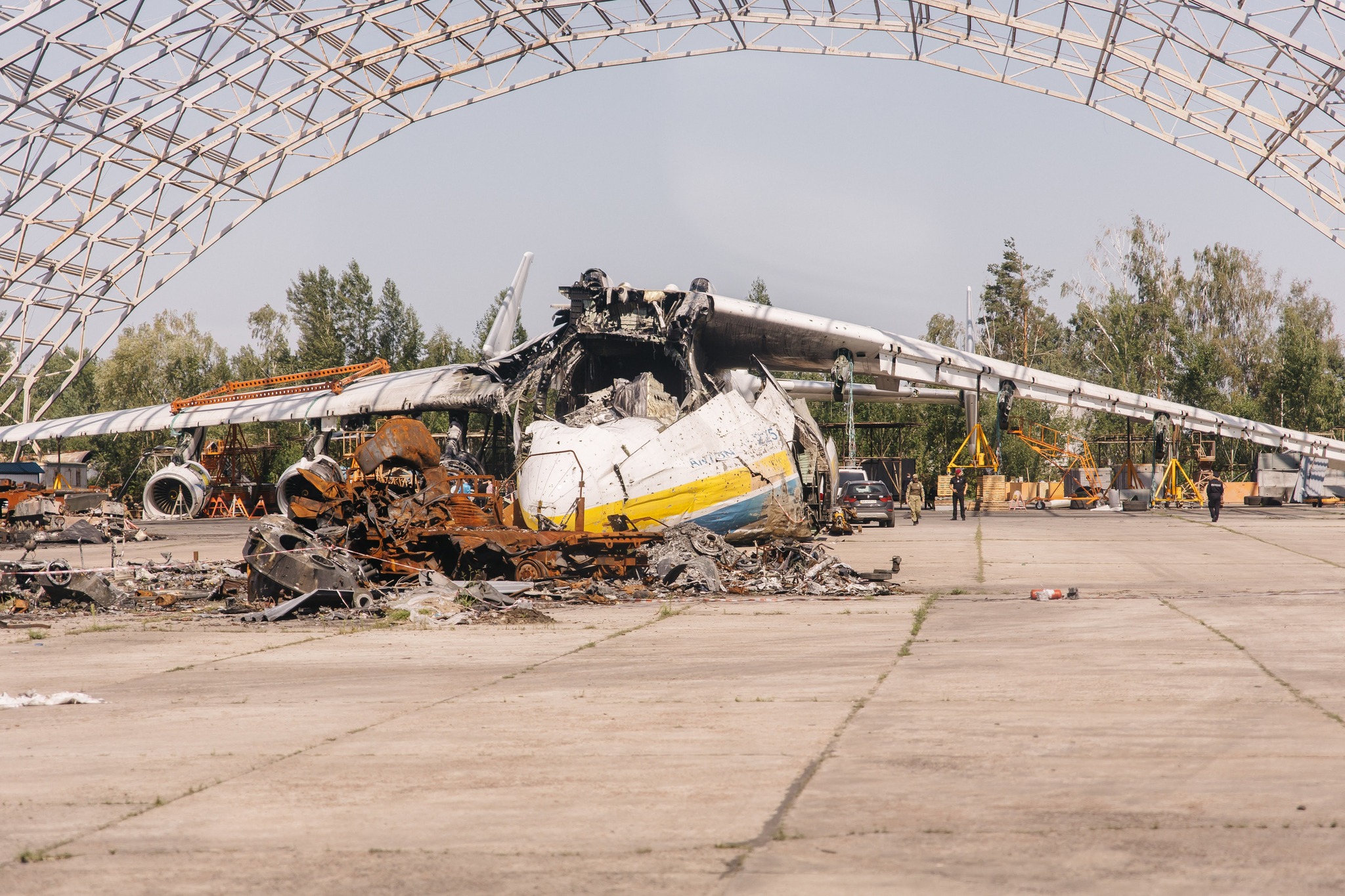 Как выглядит "Мрия" и аэропорт Гостомеля