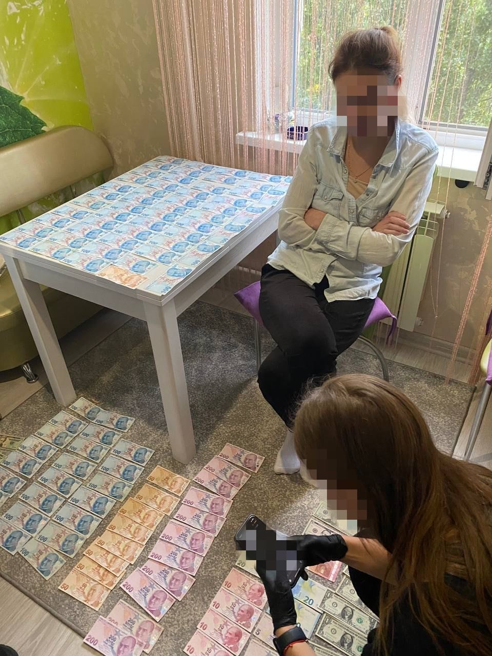 У Києві затримали жінку, яка відправляла українок до секс-рабства