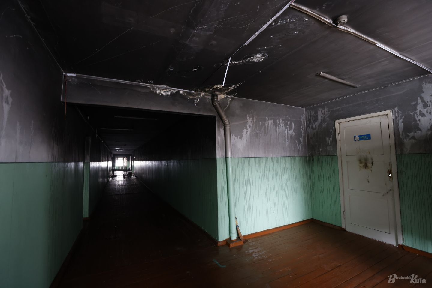 Окупанти зруйнували школу під Києвом