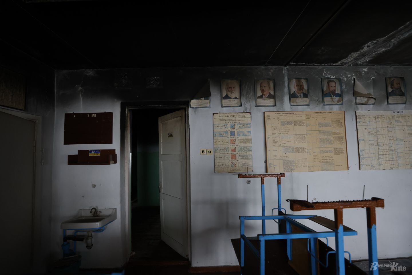 Окупанти зруйнували школу під Києвом