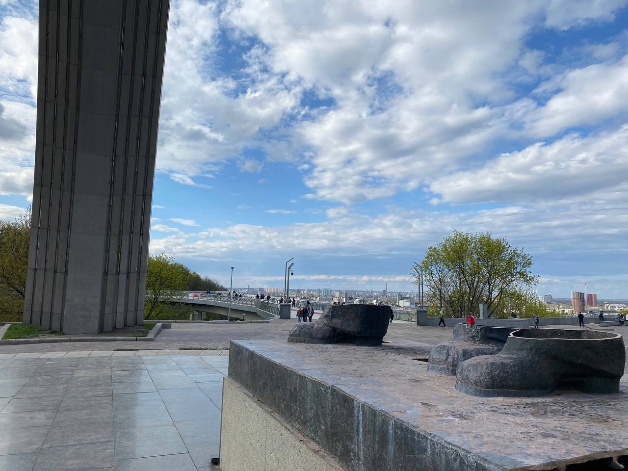 Автор монумента Дружбы народов оценил снос двух рабочих