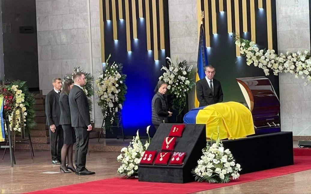 В Киеве прощаются с Леонидом Кравчуком