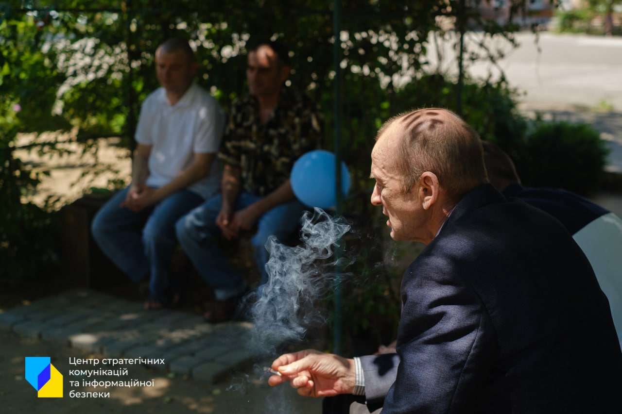 Попавшие в плен под Гостомелем украинцы рассказали об издевательствах оккупантов