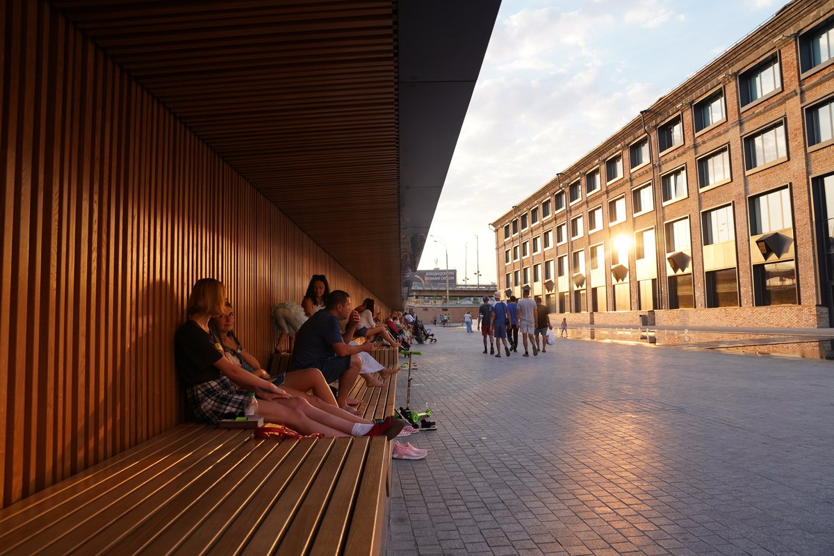 Так выглядят скамейки-террасы. Источник фото: The Village