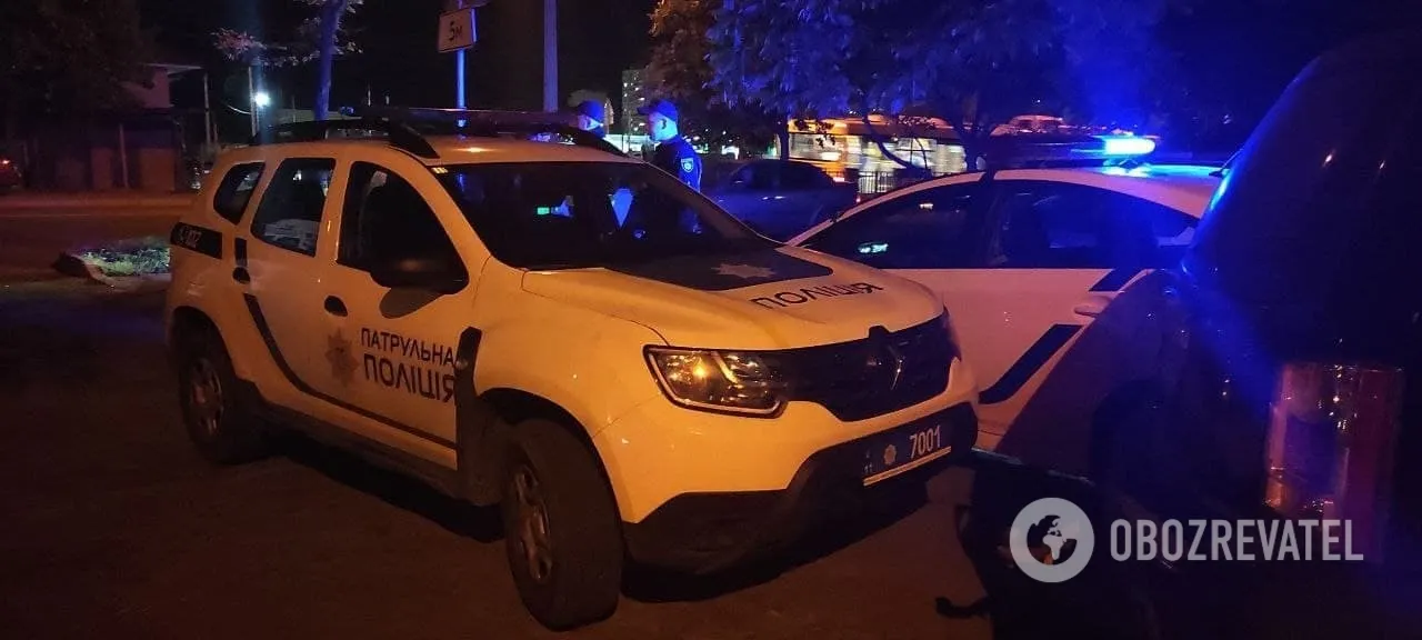 Отобрали автомобиль: в многоэтажке на Троещине мужчина угрожал подорвать гранату  фото