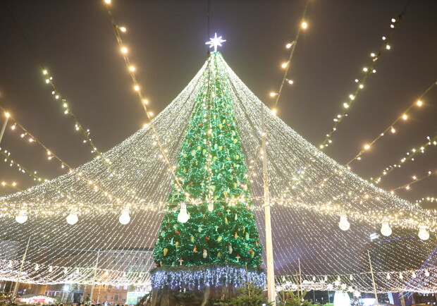 Главная елка страны в Киеве 2020. Фото: РБК-Украина.