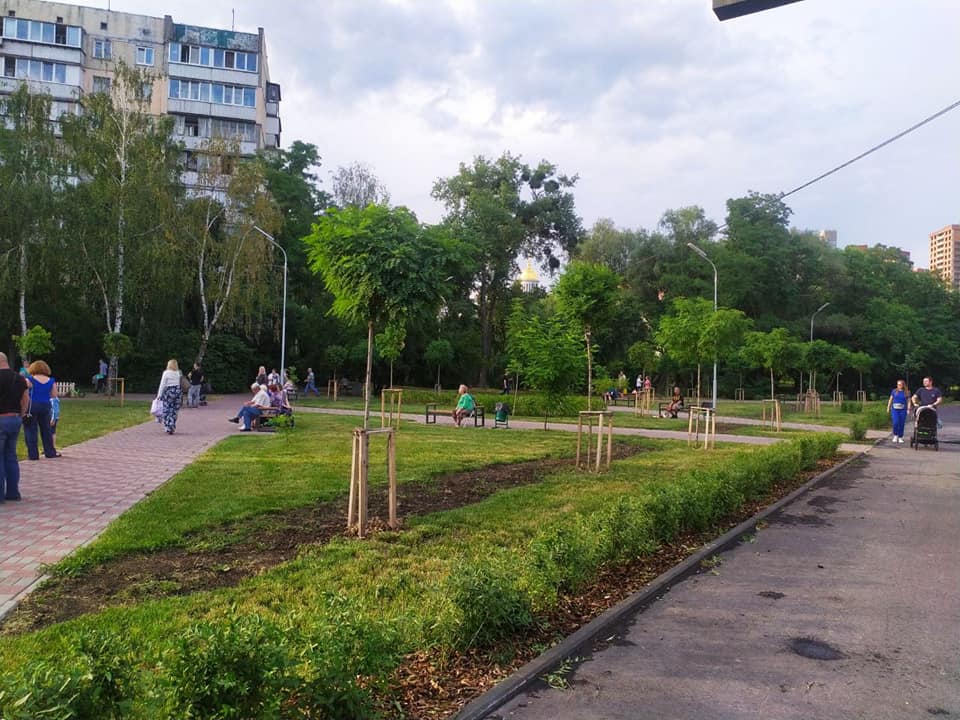 Для отдыха и занятий спортом: в Голосеевском районе отреставрировали сквер фото 4 3