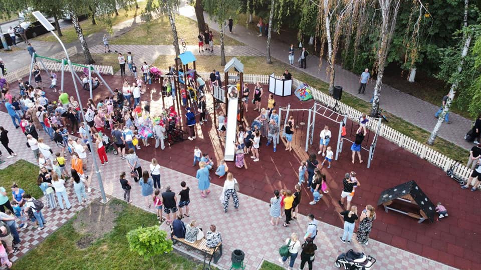 Для отдыха и занятий спортом: в Голосеевском районе отреставрировали сквер фото 1