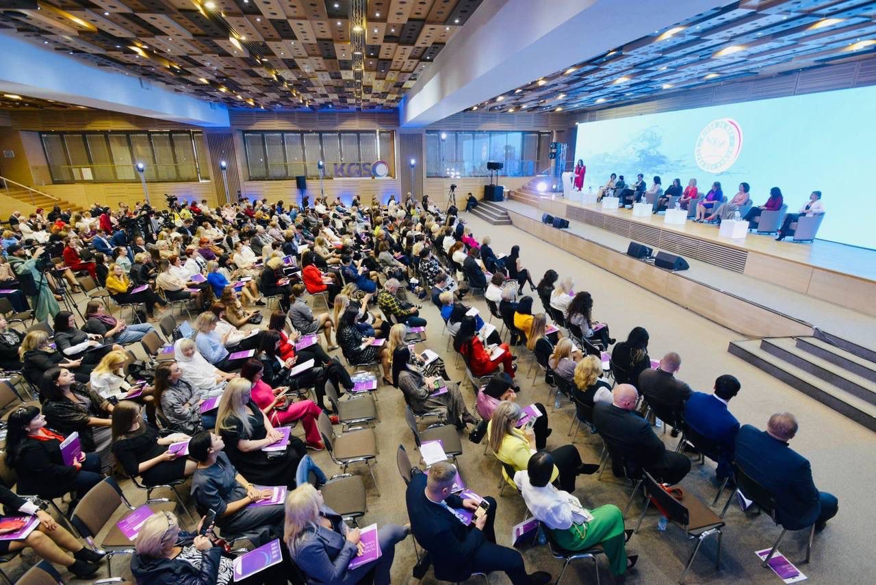 Kyiv Global Summit-2021: Украинские и мировые топ-спикеры обсудили вопросы равноправного лидерства и усиления влияния женщин фото 1