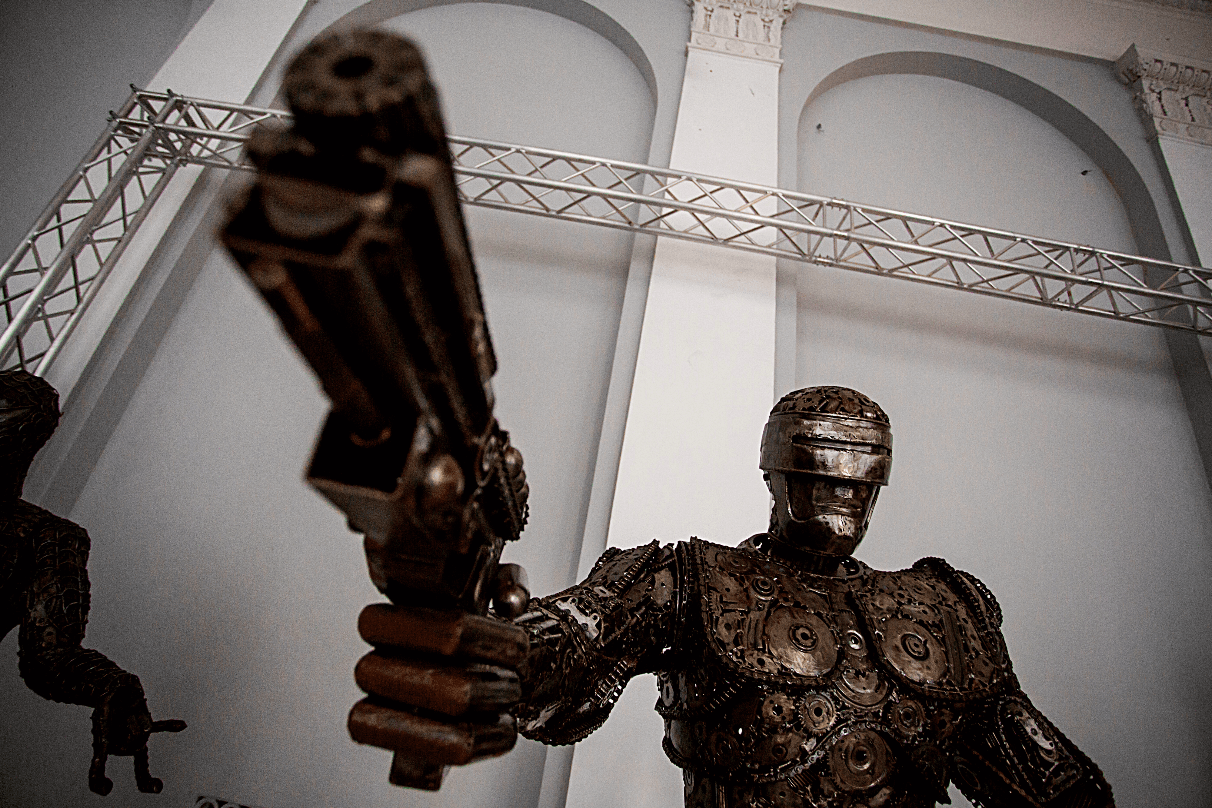 Встретишь Чуббаку и Шрека: что можно увидеть на выставке "Галерея стальных фигур" фото 5 4